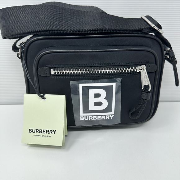 Burberry nylon crossbody - Picture 3 of 5